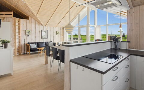Jonna - 700M from the Sea: Interior Design, Flooring, Holz, Decke, Fussboden, Möbel, Küche, Light Fixture, Küche & Esszimmer Tisch, Holzboden