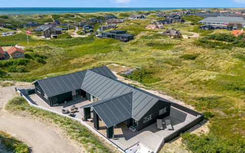 Maximiliane - from the Sea: Dach, Grundstueck, Hütte, Zuhause, Ländliches Gebiet, Schuppen, Abstellgleis, Gartenbauten, Blockhaus, Hütte