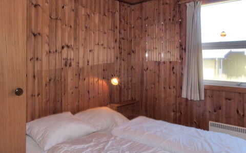 Rami - from the Sea: Schlafzimmer, Holz, Bett, Bettdecke, Bedding, Interior Design, Decke, Fussboden, Flooring, Beleuchtung