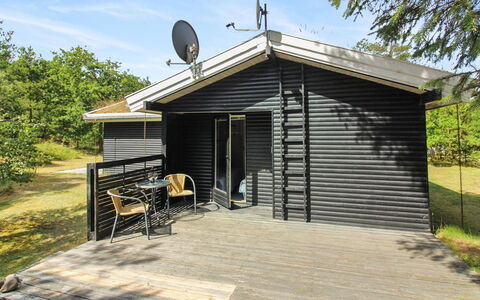 Heike - 1.3Km from the Sea: Die Architektur, Dach, Zuhause, Verbundwerkstoff, Daylighting, Abstellgleis, Auffahrt