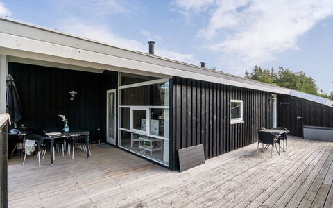 Anahi - 3Km from the Sea: Dachdecken, Hütte, Haus, Dach, Zuhause, Bauernhaus, Hütte, Estate, Dorf