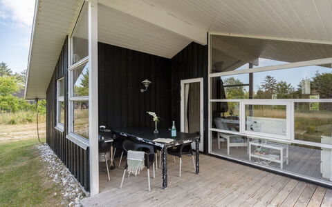 Anahi - 3Km from the Sea: Dachdecken, Hütte, Haus, Dach, Zuhause, Bauernhaus, Hütte, Estate, Dorf