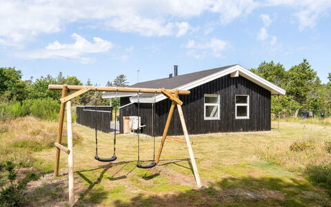Anahi - 3Km from the Sea: Dachdecken, Hütte, Haus, Dach, Zuhause, Bauernhaus, Hütte, Estate, Dorf