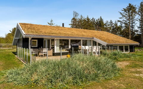 Gladis - 900M from the Sea: Dach, Haus, Hütte, Zuhause, Die Architektur, Grundstueck, Ländliches Gebiet, Bauernhaus, Estate, Veranda