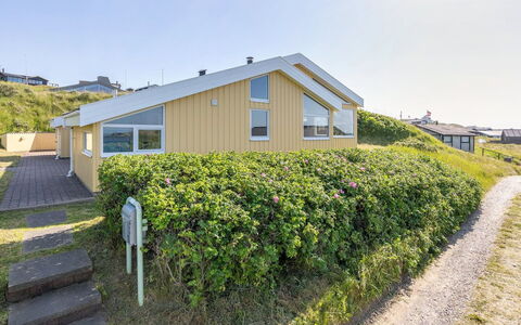 Heidine - 176M from the Sea: Dach, Grundstueck, Hütte, Zuhause, Ländliches Gebiet, Schuppen, Abstellgleis, Gartenbauten, Blockhaus, Hütte