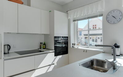 Cornel - 290M from the Sea