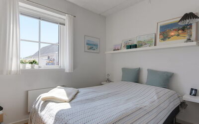 Cornel - 290M from the Sea
