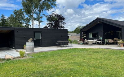Wiggi - 450M from the Sea