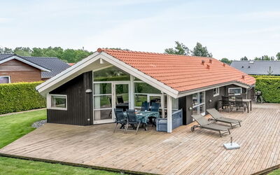 Egino - 1Km from the Sea