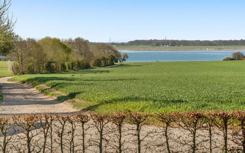 Ermelinda - 900M to the Fjord: Dach, Haus, Zuhause, Hütte, Abstellgleis, Estate, Auffahrt, Gartenbauten, Garten, Schuppen