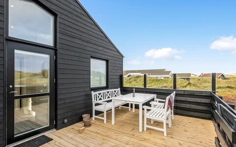 Birger - 300M from the Sea: Dach, Schuppen, Hütte, Gartenbauten, Abstellgleis, Hartholz