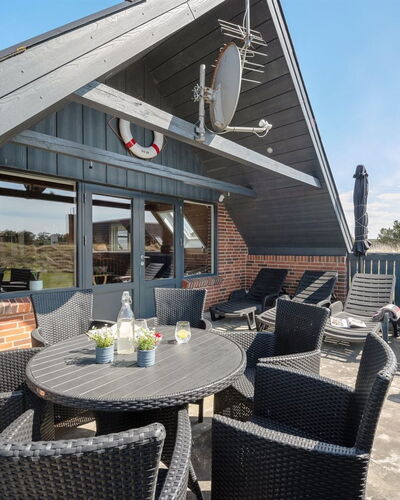 Wulfhild - 800M from the Sea