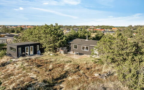 Letta - 800M from the Sea: Landschaft, Wohngebiet, Grundstueck, Zuhause, Ländliches Gebiet, Vorort, Estate, Gartenbauten