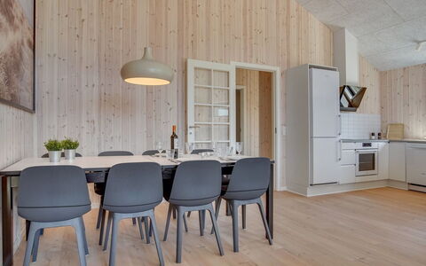 Bentine - 1.6Km from the Sea: 