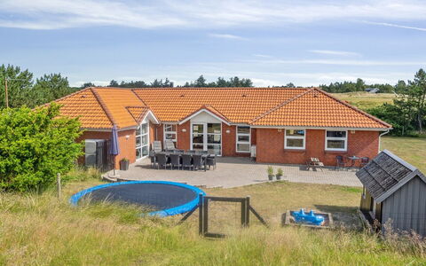 Jonke - 800M from the Sea