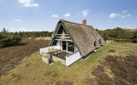 Thorbjörn - from the Sea: Die Architektur, Dach, Zuhause, Verbundwerkstoff, Daylighting, Abstellgleis, Auffahrt