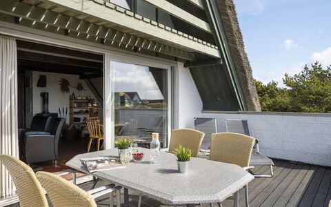 Thorbjörn - from the Sea: Die Architektur, Dach, Zuhause, Verbundwerkstoff, Daylighting, Abstellgleis, Auffahrt