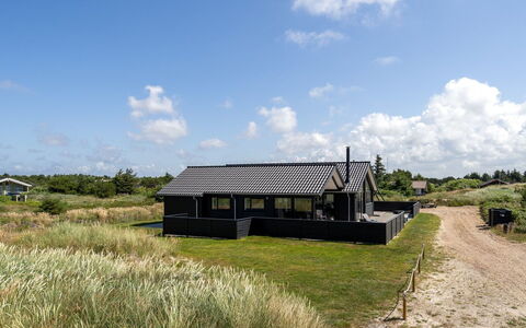 Swante - from the Sea: Hütte, Zuhause, Haus, Dach, Veranda, Estate, Abstellgleis, Gartenbauten, Bauernhaus, Garten