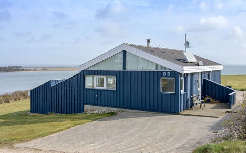 Rajna - 95M to the Fjord: Haus, Dach, Zuhause, Hütte, Schuppen, Gartenbauten, Abstellgleis, Garten, Blockhaus, Hütte