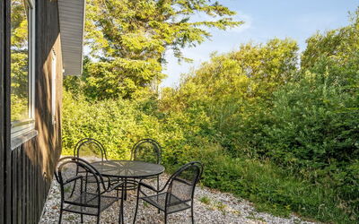 aafje - 700m From The Sea