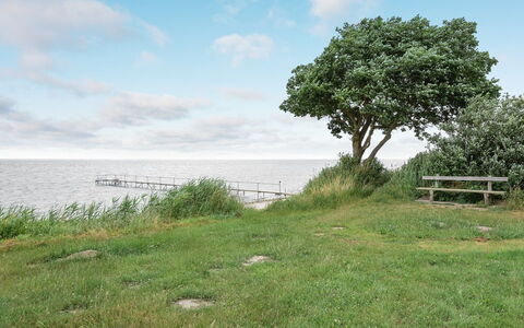 Birge - 200M from the Sea: Blau, Gewässer, Vegetation, Horizont, Natürliche Landschaft, Meer, Ökoregion, Küsten Und Ozeanische Forms, Wiese, Wolke