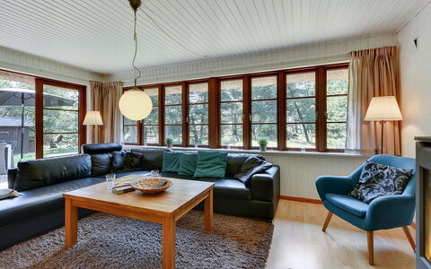 Satzur - 800M from the Sea: Möbel, Interior Design, Flooring, Couch, Fussboden, Holz, Decke, Wohnzimmer, Zuhause, Zimmer