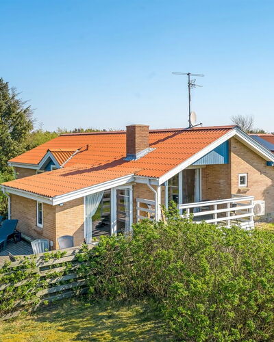 Svane - 1.2Km from the Sea