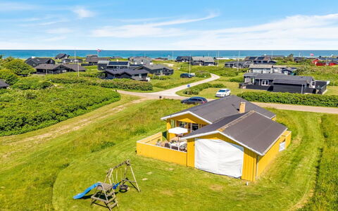 Uffi - 300M from the Sea: Meer, Ozean, Küste, Stockfotografie