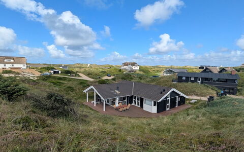 Asvalde - 150M from the Sea: Dach, Haus, Zuhause, Hütte, Abstellgleis, Estate, Auffahrt, Gartenbauten, Garten, Schuppen