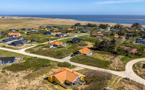 Midja - 800M from the Sea: Hütte, Schuppen, Hütte, Bauernhaus, Prärie, Hütte, Scheune, Blockhaus, Gartenbauten