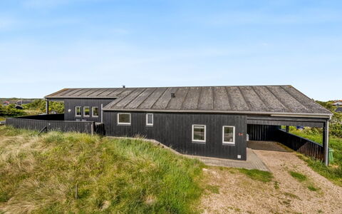 Temjana - from the Sea: Haus, Dach, Zuhause, Hütte, Schuppen, Gartenbauten, Abstellgleis, Garten, Blockhaus, Hütte