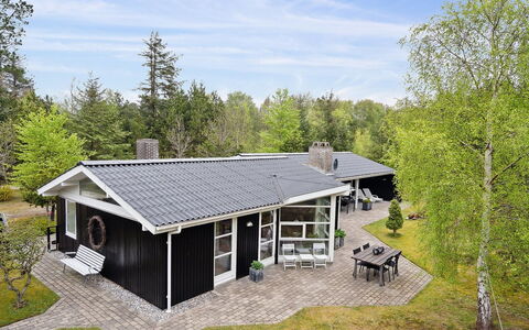 Seraphina - 2Km from the Sea: Haus, Zuhause, Dach, Hütte, Estate, Garten, Garten, Gartenbauten, Bauernhaus, Rasen