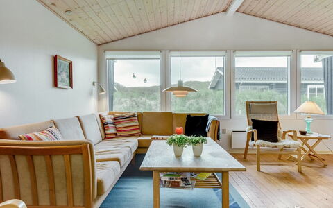 Galena - 100M from the Sea: Möbel, Interior Design, Holz, Couch, Flooring, Decke, Fussboden, Zuhause, Wohnzimmer, Zimmer
