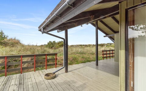 Maini - 600M from the Sea: Holz, Hartholz, Planke, Outdoor Struktur, Veranda, Holzbeize, Strahl, Deck, Gartenbauten, Holz
