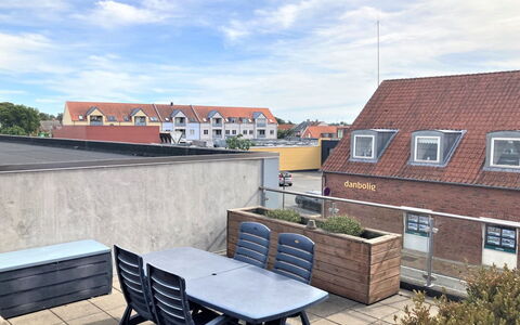 Tolva - 400M from the Sea: Dach, Haus, Zuhause, Hütte, Abstellgleis, Estate, Auffahrt, Gartenbauten, Garten, Schuppen