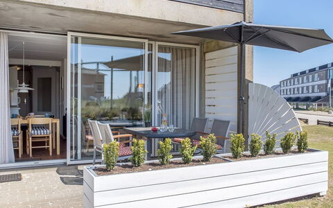 Jano - 100M from the Sea: Zuhause, Möbel, Gartenmöbel, Verbundwerkstoff, Deck, Stuhl, Terrasse, Balkon, Schatten, Blumentopf