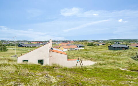 Teijo - 400M from the Sea: Dach, Haus, Zuhause, Hütte, Abstellgleis, Estate, Auffahrt, Gartenbauten, Garten, Schuppen