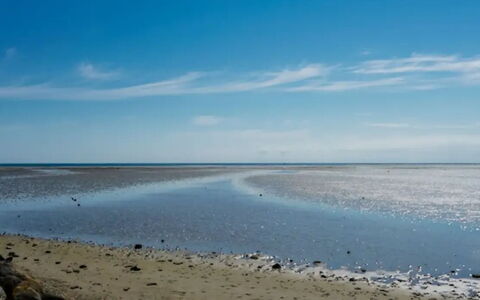 Amely - 500M from the Sea: Himmel, Blau, Wasser, Wasservorräte, Horizont, Strand, Ufer, Wolke, Ökoregion