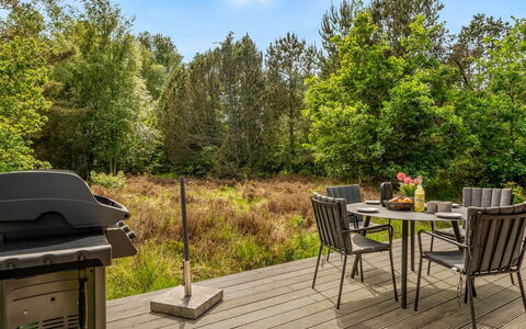 Felia - 500M from the Sea: Möbel, Gartenmöbel, Stuhl, Tabelle, Tisch Im Freien, Garten, Küche & Esszimmer Tisch, Holzbeize, Deck, Hartholz