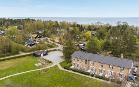 Samson - 100M from the Sea: Haus, Dach, Zuhause, Hütte, Schuppen, Gartenbauten, Abstellgleis, Garten, Blockhaus, Hütte