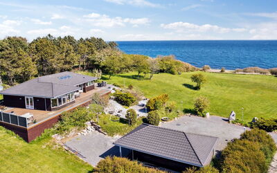 Sahid - 20M from the Sea