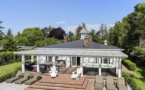 Titia - 1.2Km to the Fjord: Schwimmbad, Gebirge, Eco Hotel, Resort, Estate, Senke, Villa, Landscaping, Ferienort, Hinterhof