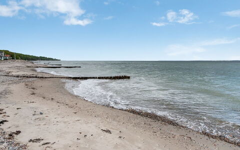 Elsabeth - 20M from the Sea: Himmel, Blau, Wasser, Strand, Gewässer, Küste, Wasservorräte, Horizont, Natürlichen Umgebung, Küsten Und Ozeanische Forms