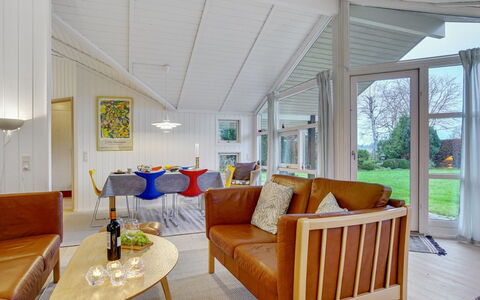 Eivor - 500M from the Sea: Dachdecken, Hütte, Haus, Dach, Zuhause, Bauernhaus, Hütte, Estate, Dorf