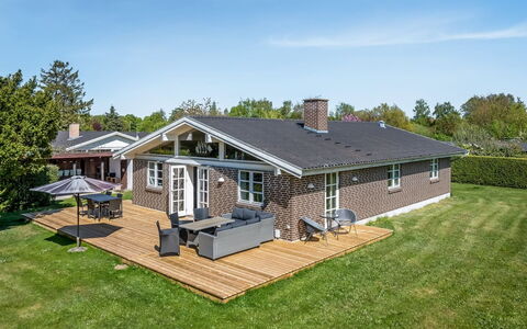 Melle - 350M from the Sea: Pflanzengemeinschaft, Sonnenlicht, Krautige Pflanze, Garten, Plantage, Landwirtschaft, Bauernhof