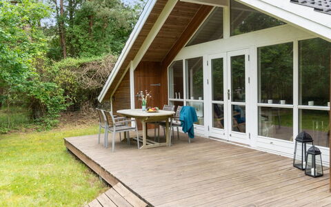 Merina - 700M from the Sea: Hütte, Hinterhof, Garten, Gartenbauten, Schuppen, Abstellgleis, Gartenmöbel, Blockhaus, Outdoor Struktur, Hütte
