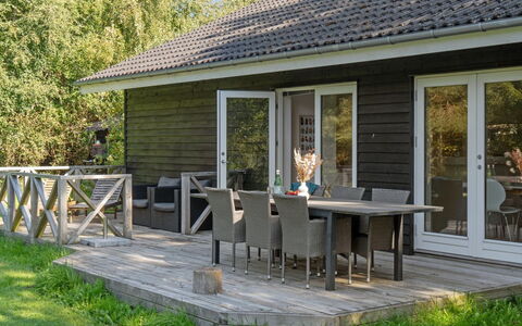 Pietari - 1.2Km from the Sea: Holz, Dach, Die Architektur, Zuhause, Haus, Hütte, Abstellgleis, Hartholz, Steigung, Estate