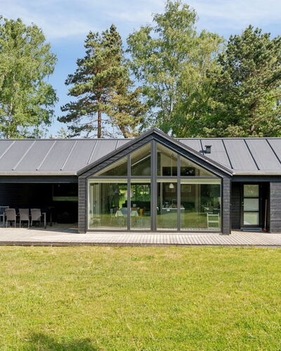 Ella - 1.2Km to the Fjord