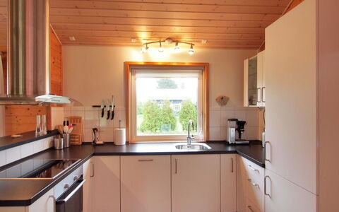 Karanfilka - 900M from the Sea: 