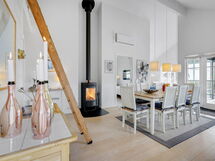 agge - 100m From The Sea